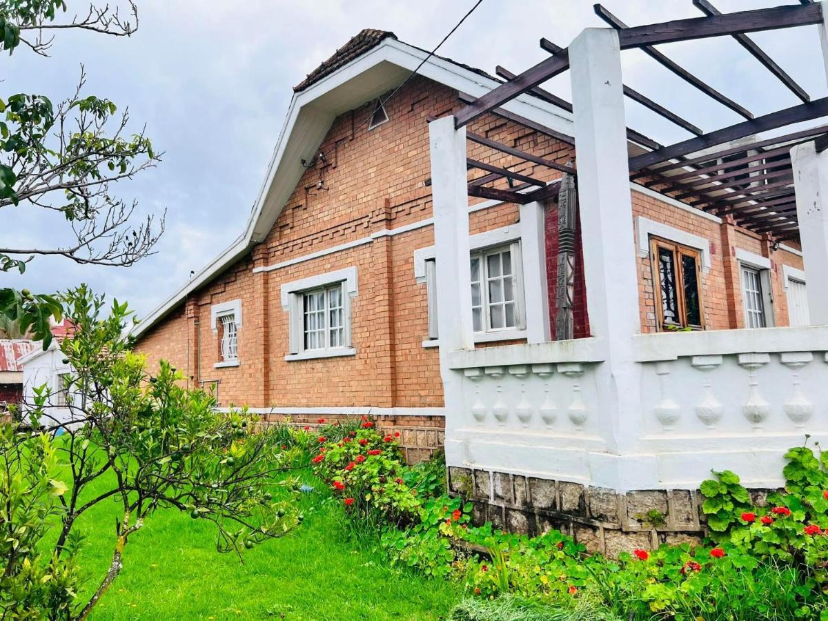 Bed&Breakfast Vanilla Antsirabe Esterno foto